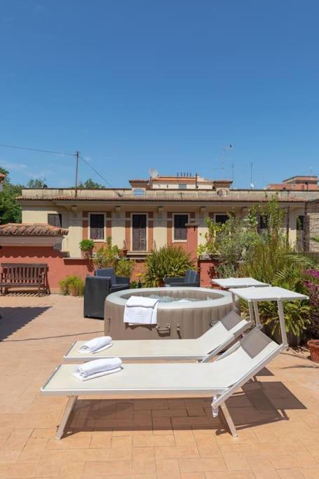 Penthouse With Jacuzzi On Private Terrace In Trastevere Roma Dış mekan fotoğraf