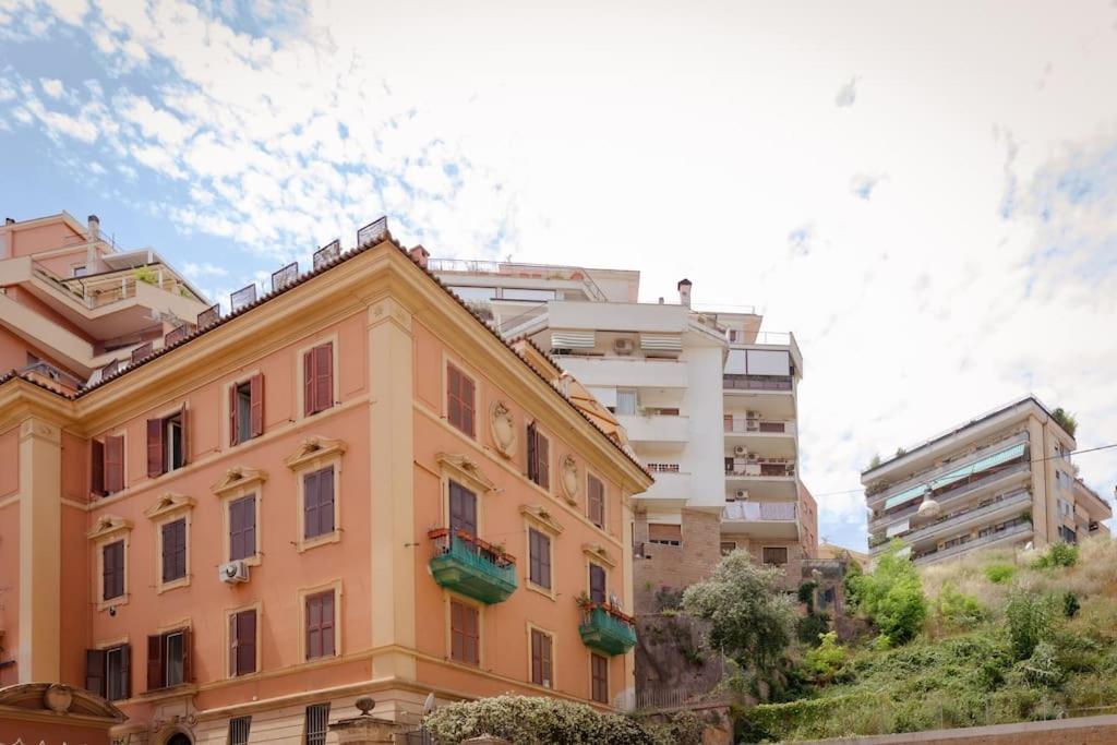 Penthouse With Jacuzzi On Private Terrace In Trastevere Roma Dış mekan fotoğraf